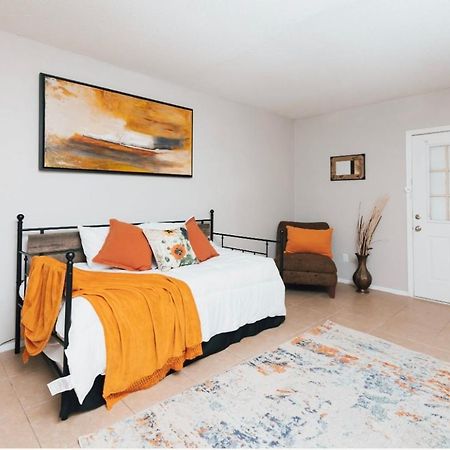 Enticing 1Br Apartment In The Heart Of The Heights Houston Exterior foto